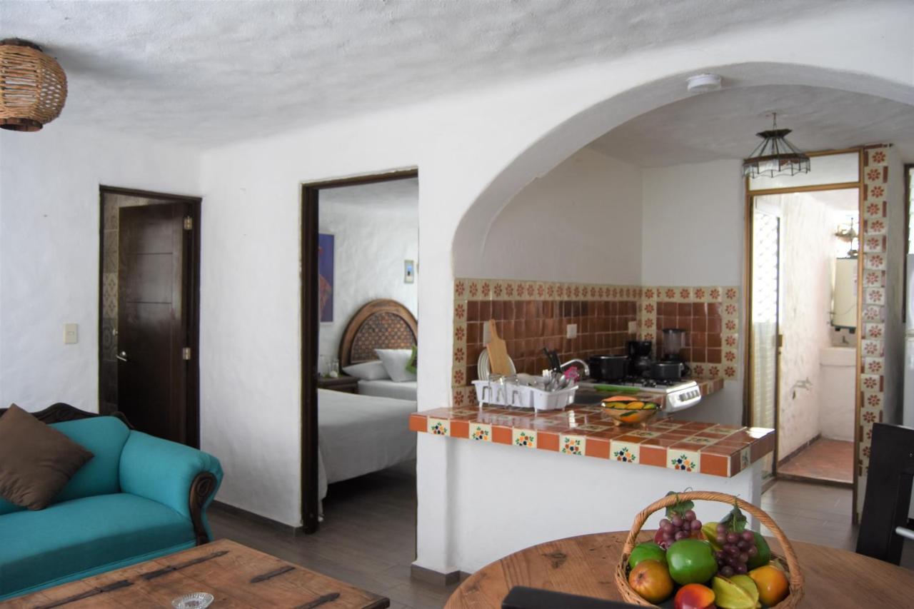 Petit Hotel Pilitas (Adults Only) Puerto Vallarta Ngoại thất bức ảnh