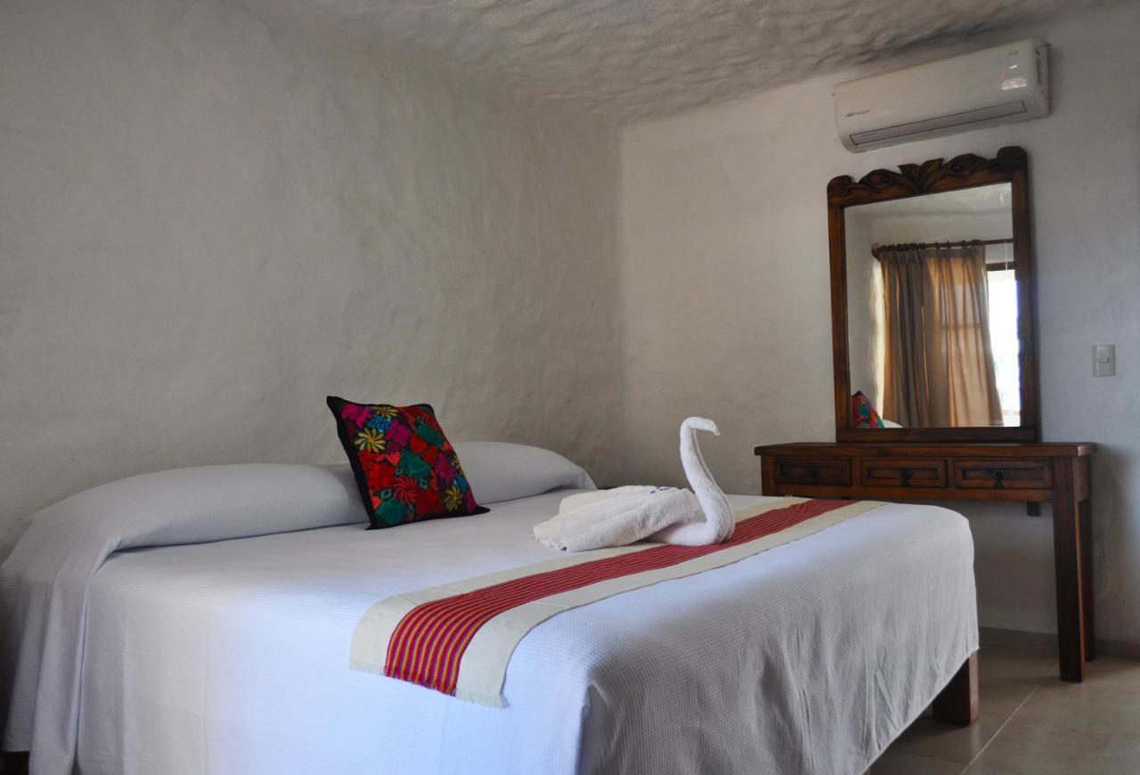 Petit Hotel Pilitas (Adults Only) Puerto Vallarta Ngoại thất bức ảnh